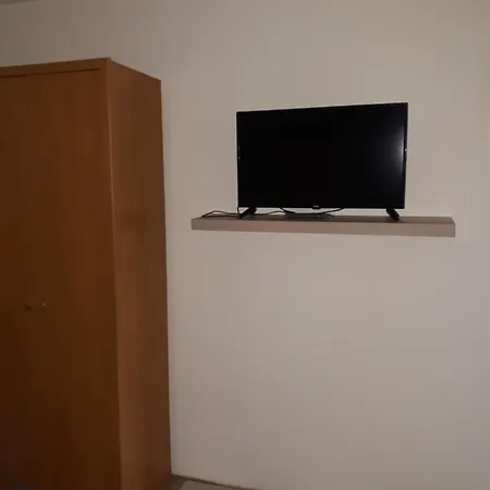 Dedin Raj Holiday home Golubac
