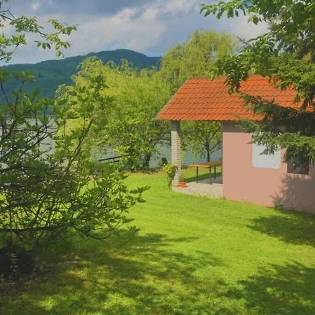 Case de vacanță Dedin Raj *