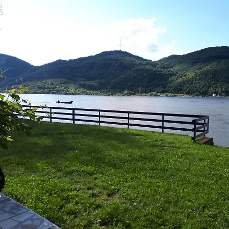 Dedin Raj Holiday home Golubac