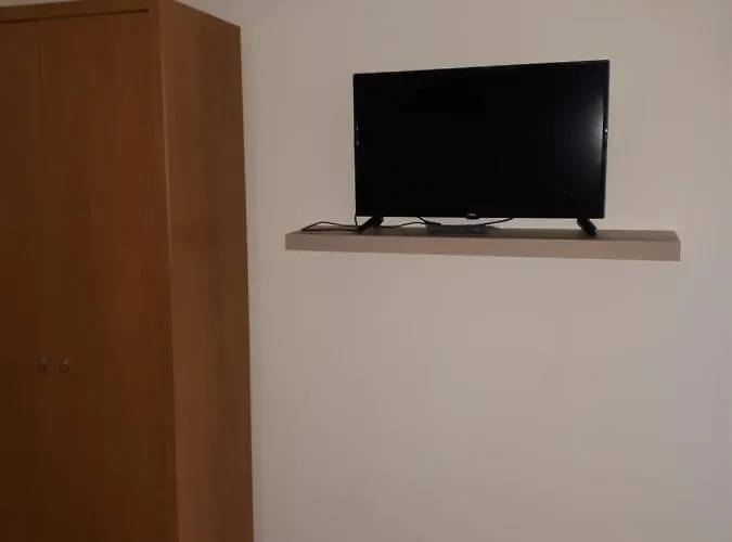 Dedin Raj Dom wakacyjny Golubac