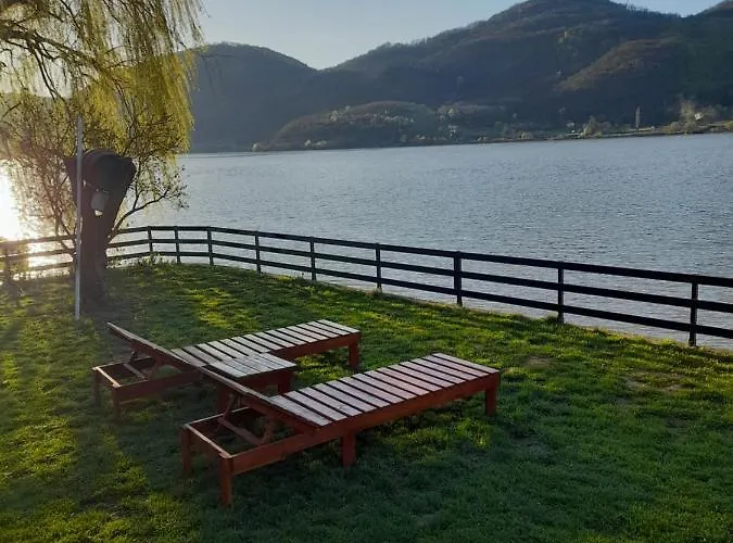 Dom wakacyjny Dedin Raj *